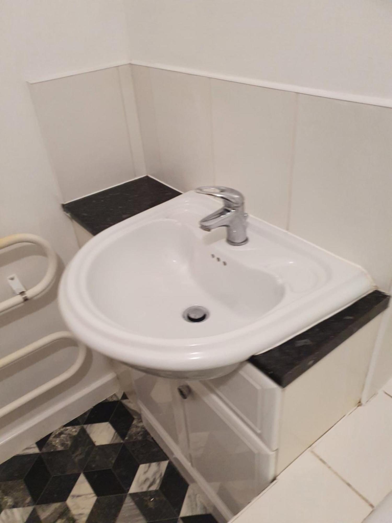 Quiet 2 Bedroom Flat In Darlington With Free Parking, Wi-Fi And More Exterior photo
